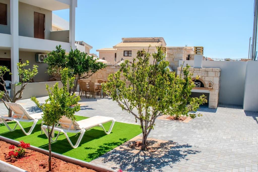 Md Residence Near The Beach W Bbq And Private Parking Hersonissos  Exterior photo